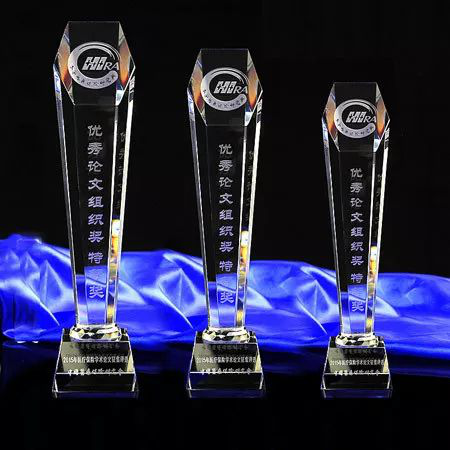 水晶奖杯