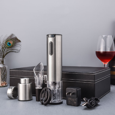 新春定制礼品如何送显高级？