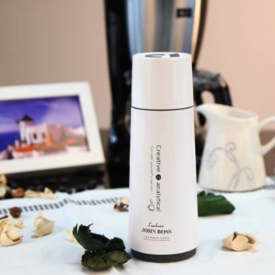 手提真空保温杯